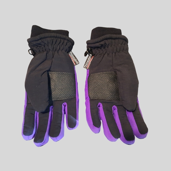 Vintage Toronto Raptors Thinsulate Gloves - Picture 2 of 3